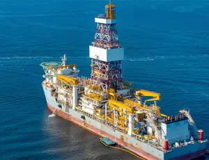 Offshore platform on a boat 