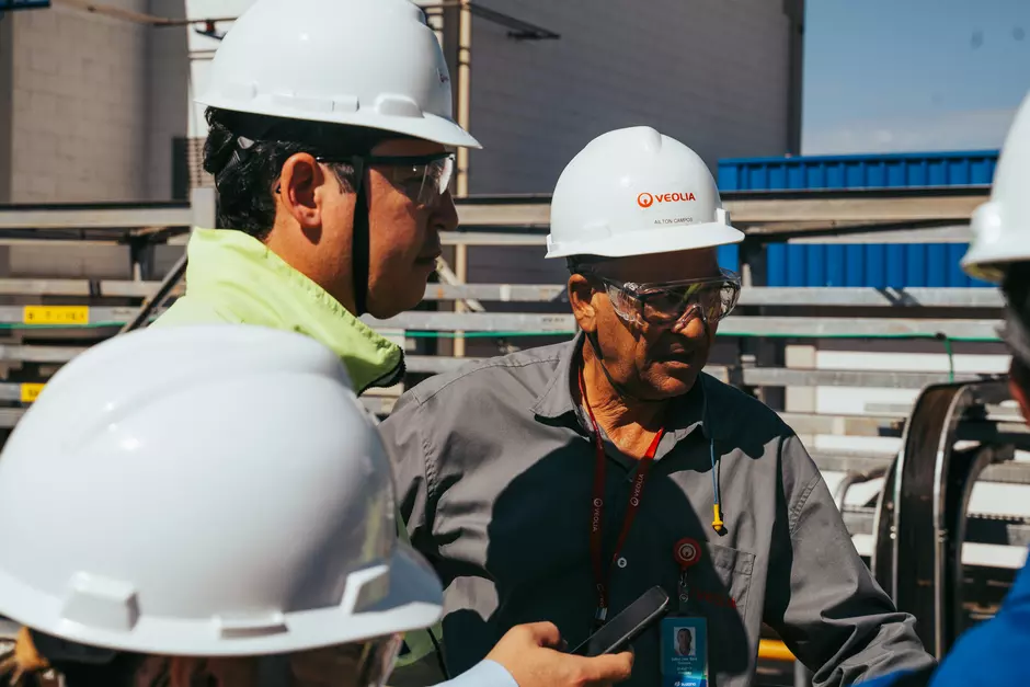 Foto de um colaborador da Veolia Water Technologies and Solutions