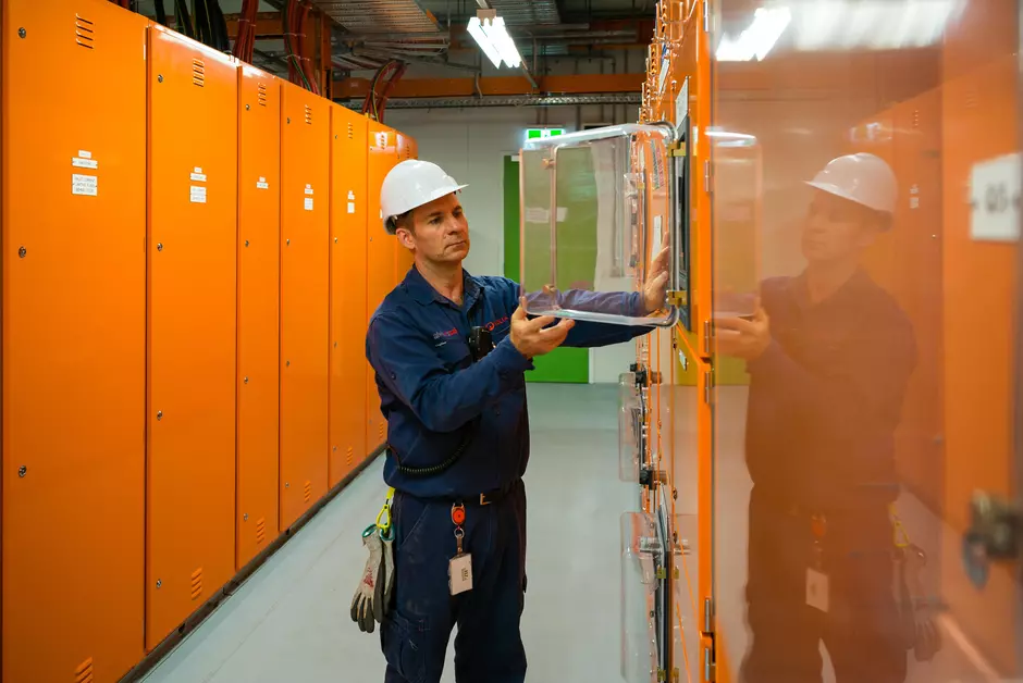 Centro de dados e um colaborador da Veolia